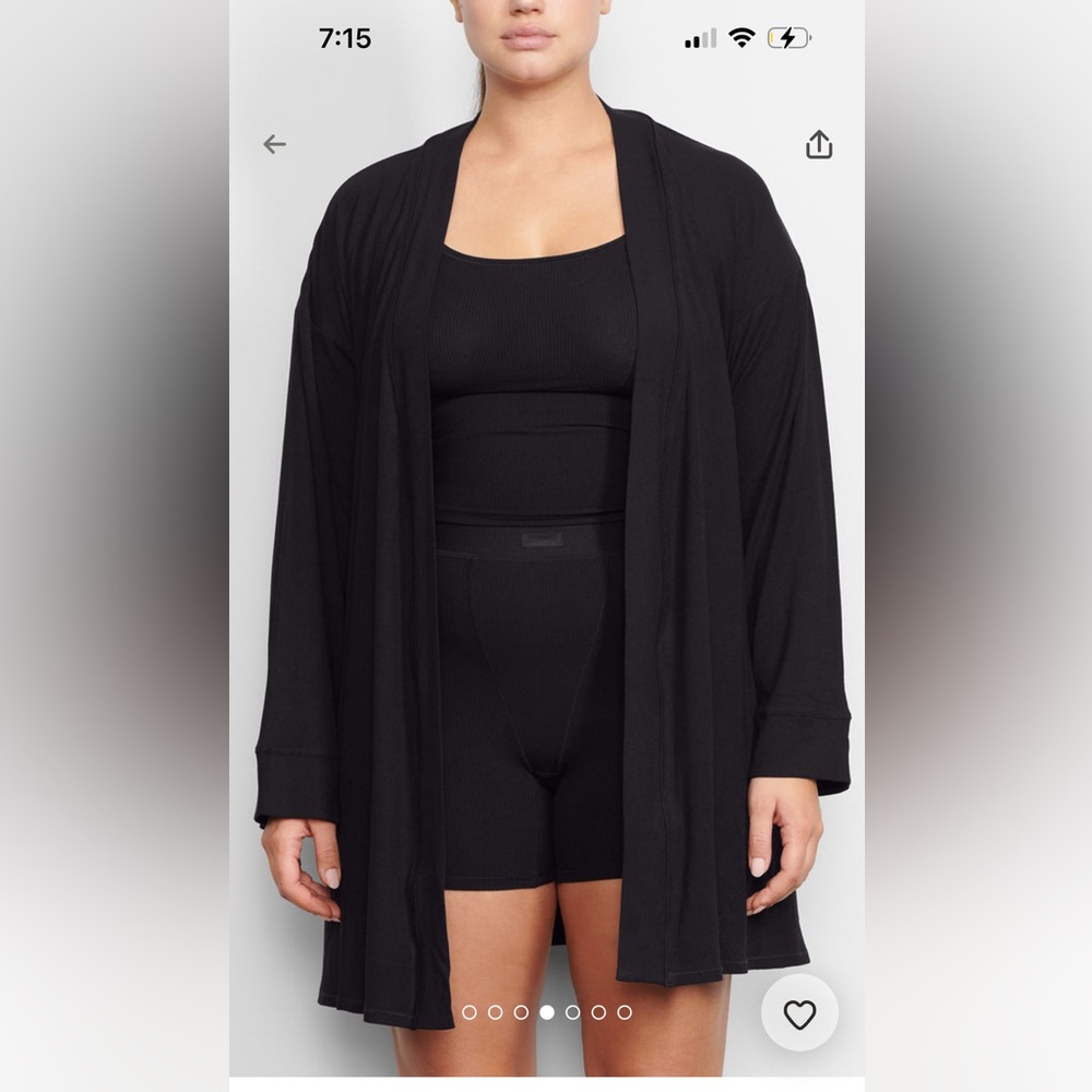 NWT Skims Soft Lounge Short Robe - Picture 2 of 3